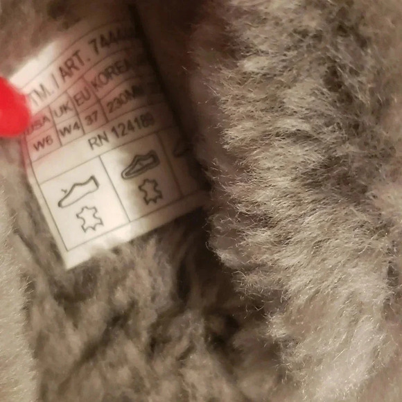 Real fur Flip flops size 7 - Picture 2 of 3